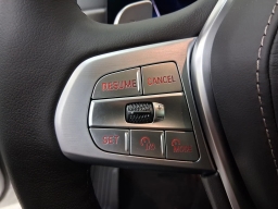 BMW X7 xDrive40i Sports Activity Vehicle 2026