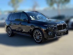BMW X7 xDrive40i Sports Activity Vehicle 2026