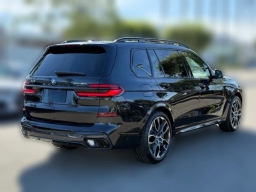 BMW X7 xDrive40i Sports Activity Vehicle 2026