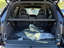 BMW X7 xDrive40i Sports Activity Vehicle 2026