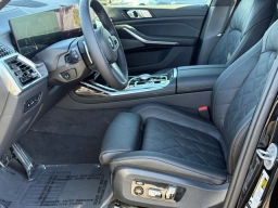 BMW X7 xDrive40i Sports Activity Vehicle 2026