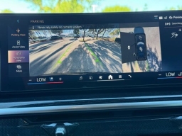 BMW X7 xDrive40i Sports Activity Vehicle 2026