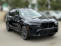 BMW X7 xDrive40i Sports Activity Vehicle 2026