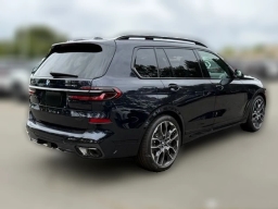 BMW X7 xDrive40i Sports Activity Vehicle 2026