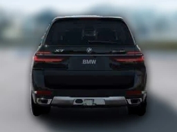 BMW X7 xDrive40i Sports Activity Vehicle 2026