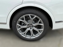 BMW X7 xDrive40i Sports Activity Vehicle 2026