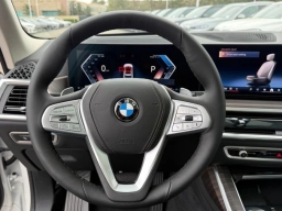 BMW X7 xDrive40i Sports Activity Vehicle 2026