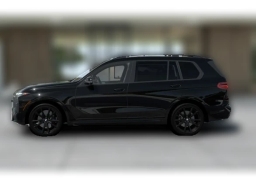 BMW X7 xDrive40i Sports Activity Vehicle 2026