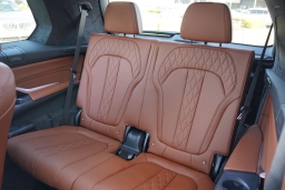 BMW X7 xDrive40i Sports Activity Vehicle 2026