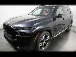BMW X7 xDrive40i Sports Activity Vehicle 2026
