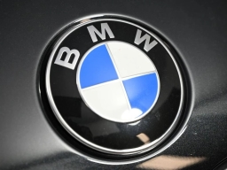 BMW X7 xDrive40i Sports Activity Vehicle 2026