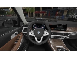BMW X7 xDrive40i Sports Activity Vehicle 2026