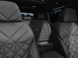 BMW X7 xDrive40i Sports Activity Vehicle 2026