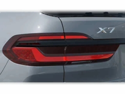 BMW X7 xDrive40i Sports Activity Vehicle 2026