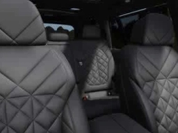 BMW X7 xDrive40i Sports Activity Vehicle 2026