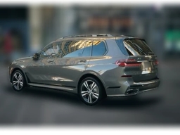 BMW X7 xDrive40i Sports Activity Vehicle 2026