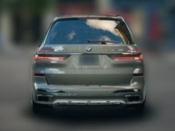 BMW X7 xDrive40i Sports Activity Vehicle 2026