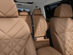 BMW X7 xDrive40i Sports Activity Vehicle 2026