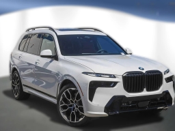 BMW X7 xDrive40i Sports Activity Vehicle 2026