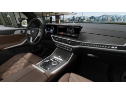 BMW X7 xDrive40i Sports Activity Vehicle 2026