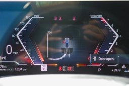 BMW X7 xDrive40i Sports Activity Vehicle 2026