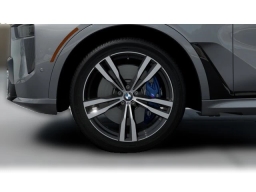 BMW X7 xDrive40i Sports Activity Vehicle 2026