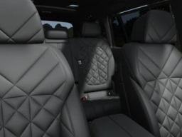 BMW X7 xDrive40i Sports Activity Vehicle 2026