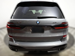 BMW X7 xDrive40i Sports Activity Vehicle 2026