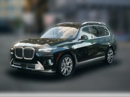 BMW X7 xDrive40i Sports Activity Vehicle 2026