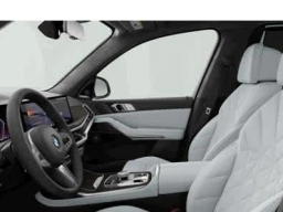 BMW X7 xDrive40i Sports Activity Vehicle 2026