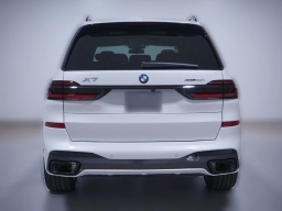 BMW X7 xDrive40i Sports Activity Vehicle 2026