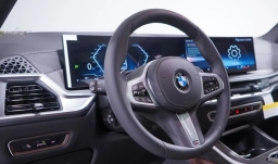 BMW X7 xDrive40i Sports Activity Vehicle 2026