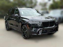 BMW X7 xDrive40i Sports Activity Vehicle 2026