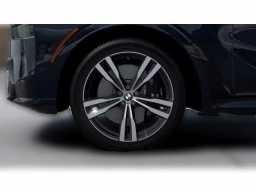 BMW X7 xDrive40i Sports Activity Vehicle 2026