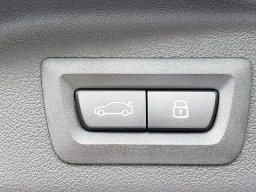 BMW X7 xDrive40i Sports Activity Vehicle 2026