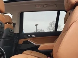 BMW X7 xDrive40i Sports Activity Vehicle 2026