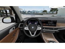 BMW X7 xDrive40i Sports Activity Vehicle 2026