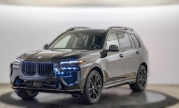 BMW X7 xDrive40i Sports Activity Vehicle 2026