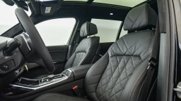 BMW X7 xDrive40i Sports Activity Vehicle 2026