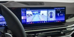 BMW X7 xDrive40i Sports Activity Vehicle 2026