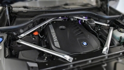 BMW X7 xDrive40i Sports Activity Vehicle 2026