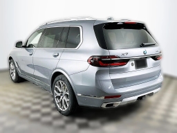 BMW X7 xDrive40i Sports Activity Vehicle 2026