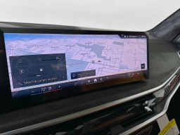 BMW X7 xDrive40i Sports Activity Vehicle 2026