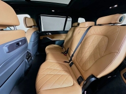 BMW X7 xDrive40i Sports Activity Vehicle 2026