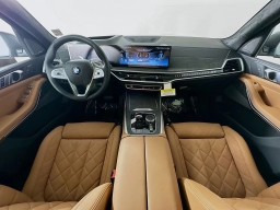 BMW X7 xDrive40i Sports Activity Vehicle 2026