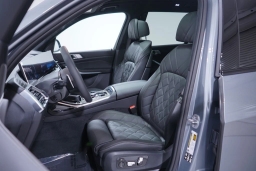 BMW X7 xDrive40i Sports Activity Vehicle 2026