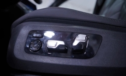 BMW X7 xDrive40i Sports Activity Vehicle 2026