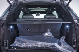 BMW X7 xDrive40i Sports Activity Vehicle 2026