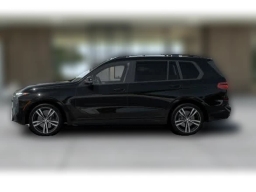 BMW X7 xDrive40i Sports Activity Vehicle 2026