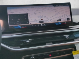 BMW X7 xDrive40i Sports Activity Vehicle 2026